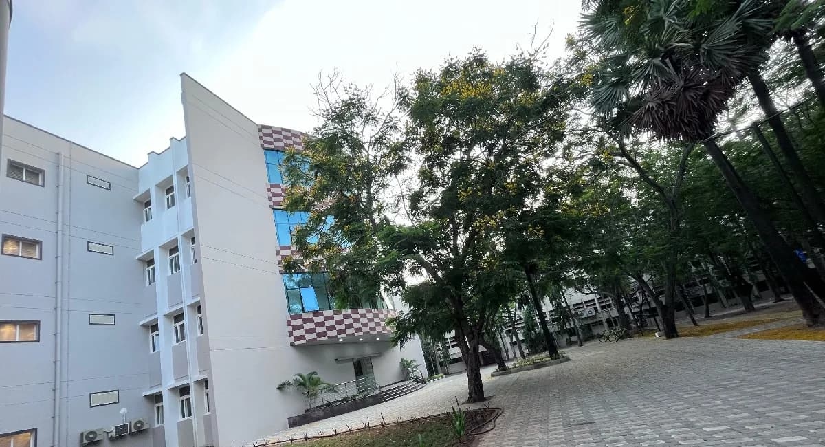IIT Madras (INDIAN INSTITUTE OF TECHNOLOGY Madras) campus 3