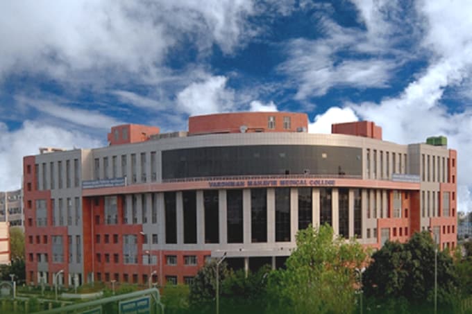 VMMC(Vardhman Mahavir Medical College) campus 4